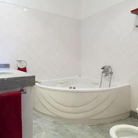 Daire Classic Bairro Alto | Rentexperience Lisboa