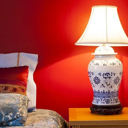 Apartment Classic Bairro Alto | Rentexperience Lisbon